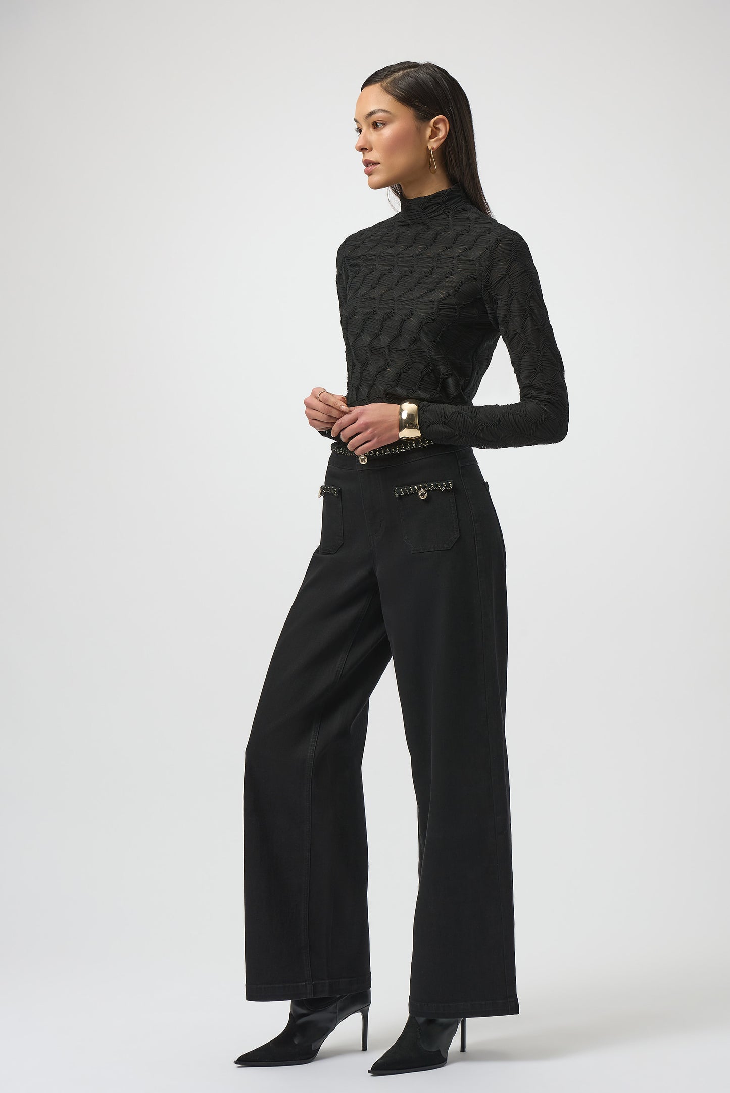 Textured Knit Fitted Top