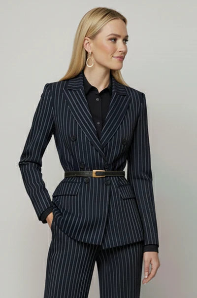 Reversible Belt with Angular Asymmetrical Buckle